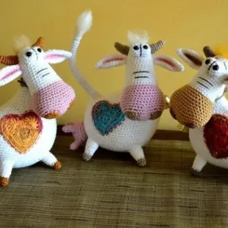 Весёлая коровка