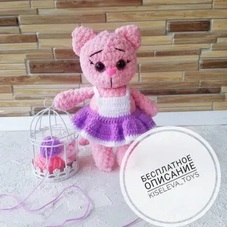 Плюшевая кошечка в сарафане