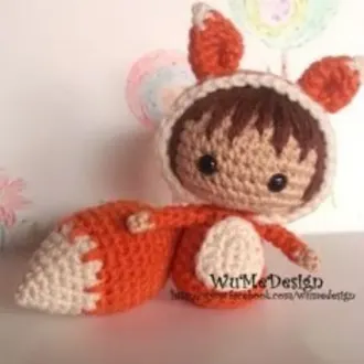 Маленький лисенок