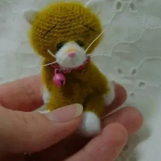 Ми-ми-мишный маленький котеночек