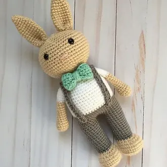 Зайки- амигуруми от Grace and Yarn