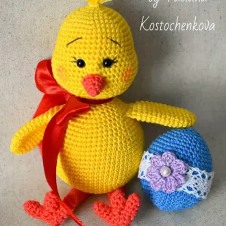 Пасхальный цыплёнок с яичком