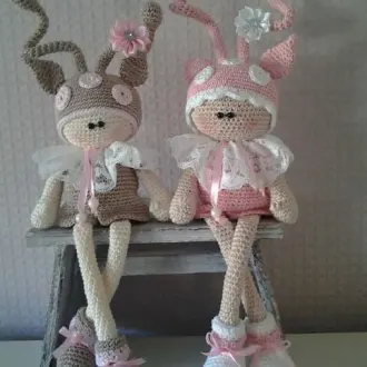 Куколки в костюме жирафика