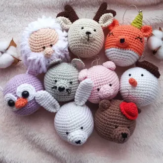 Ёлочные игрушкиАвтор-Вероника Зенькович