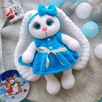 Зайка в платьеАвтор: @toys_by_volshebstvo_petelek