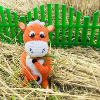 Бычок Гаврюша из Простоквашино Автор- Егорова Галина @galina_knitted_toys , источник-