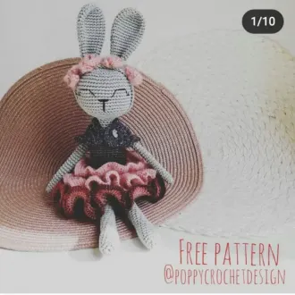 Милые зайки Автор- @PoppyCrochetDesign