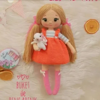 Кукла с длинными волосами