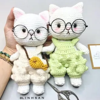 Умные кошечки в очках