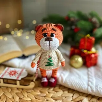 Тигрёнок Игрушка на елку)))