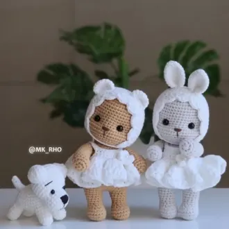 Зайка и мишка в белом